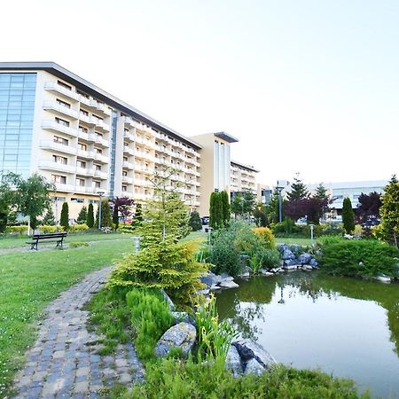 Komfortowy Apartament W Arka Medical Spa โควอบเซก ภายนอก รูปภาพ